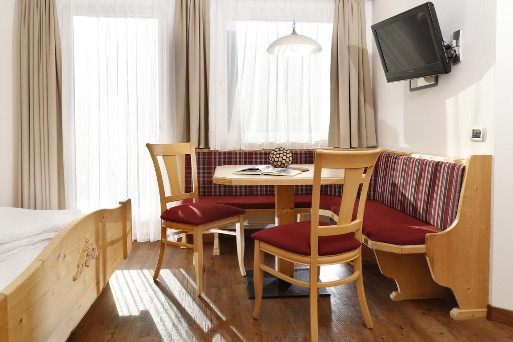 Hotel Hubertusstube لايون المظهر الخارجي الصورة